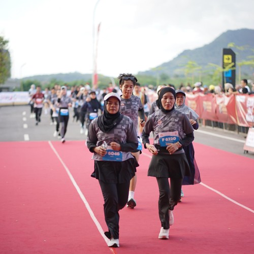 Race photo from KEDIRI HALF MARATHON 2026