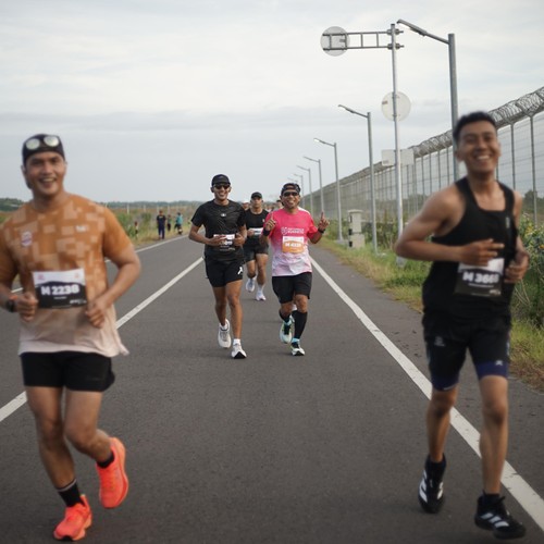 Race photo from KEDIRI HALF MARATHON 2026
