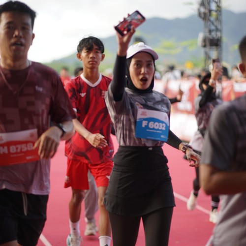 Race photo from KEDIRI HALF MARATHON 2026
