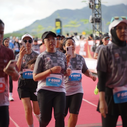 Race photo from KEDIRI HALF MARATHON 2026