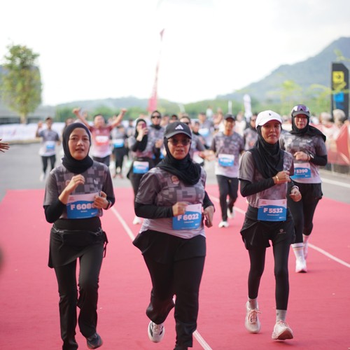 Race photo from KEDIRI HALF MARATHON 2026