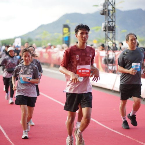 Race photo from KEDIRI HALF MARATHON 2026