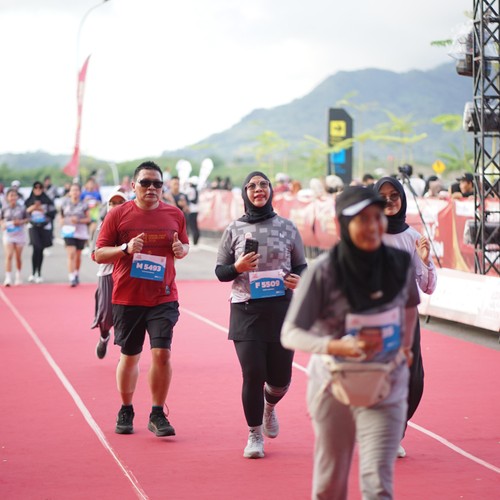 Race photo from KEDIRI HALF MARATHON 2026
