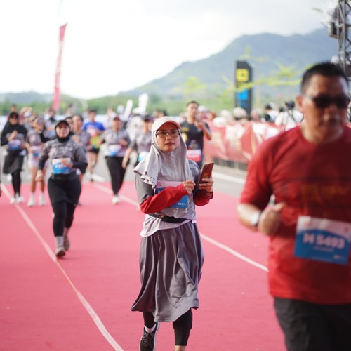 Race photo from KEDIRI HALF MARATHON 2026