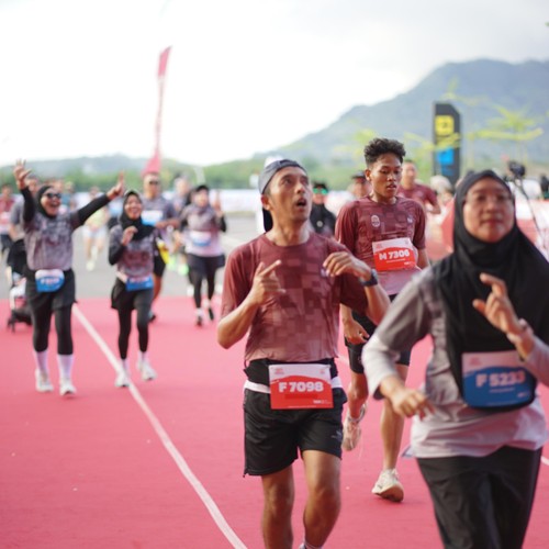 Race photo from KEDIRI HALF MARATHON 2026