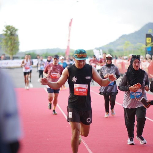 Race photo from KEDIRI HALF MARATHON 2026