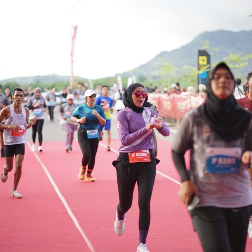 Race photo from KEDIRI HALF MARATHON 2026