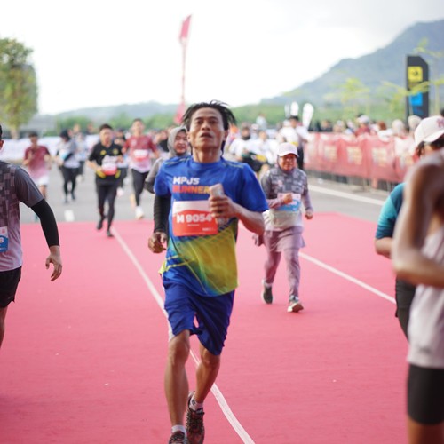 Race photo from KEDIRI HALF MARATHON 2026