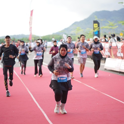 Race photo from KEDIRI HALF MARATHON 2026