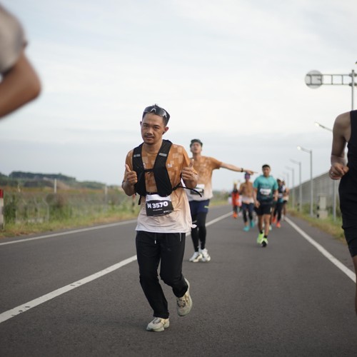 Race photo from KEDIRI HALF MARATHON 2026