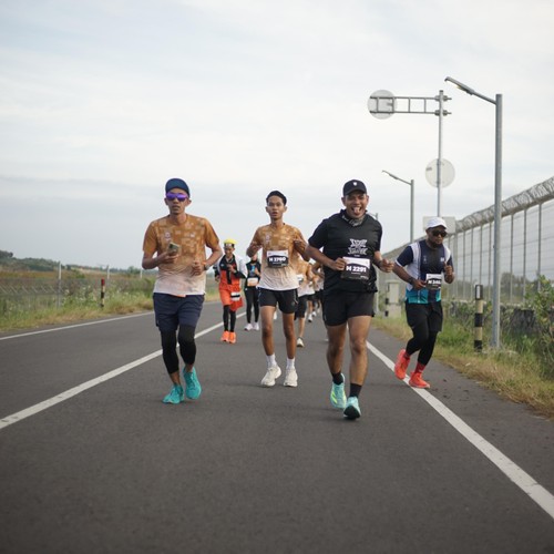 Race photo from KEDIRI HALF MARATHON 2026