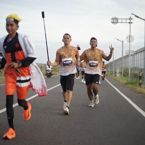Race photo from KEDIRI HALF MARATHON 2026