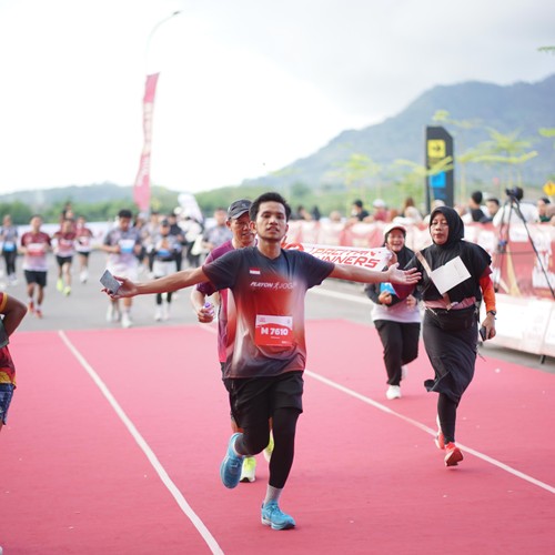 Race photo from KEDIRI HALF MARATHON 2026