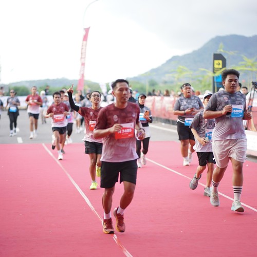 Race photo from KEDIRI HALF MARATHON 2026