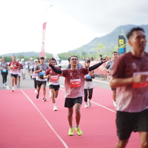 Race photo from KEDIRI HALF MARATHON 2026