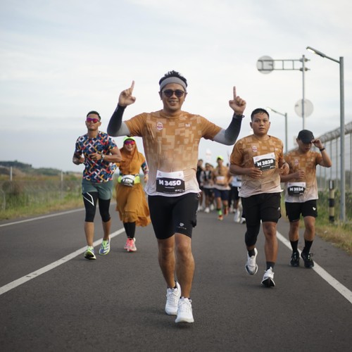 Race photo from KEDIRI HALF MARATHON 2026