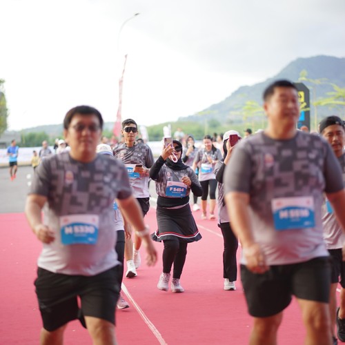 Race photo from KEDIRI HALF MARATHON 2026