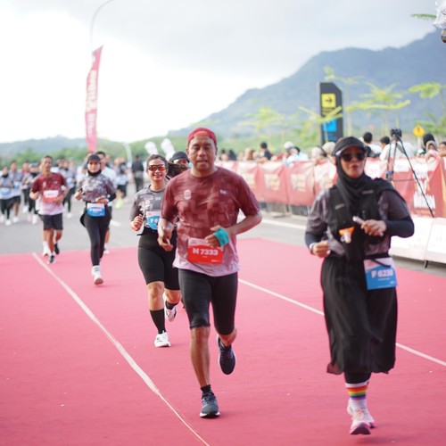 Race photo from KEDIRI HALF MARATHON 2026