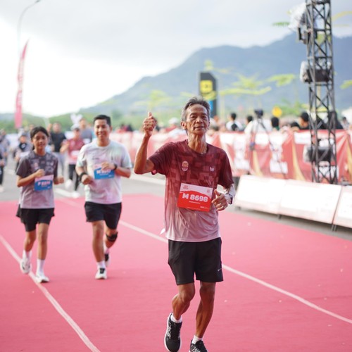 Race photo from KEDIRI HALF MARATHON 2026