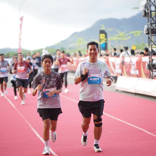 Race photo from KEDIRI HALF MARATHON 2026