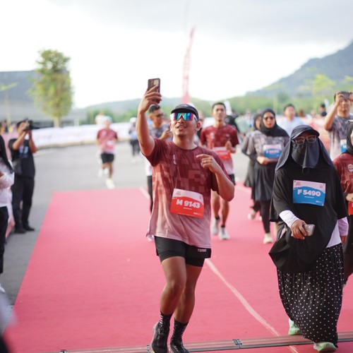 Race photo from KEDIRI HALF MARATHON 2026