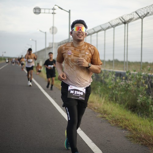Race photo from KEDIRI HALF MARATHON 2026