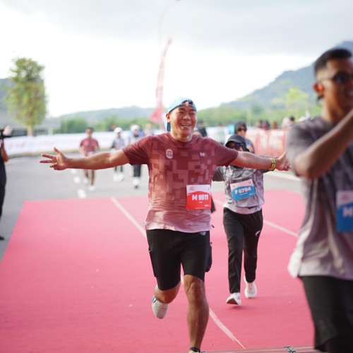 Race photo from KEDIRI HALF MARATHON 2026