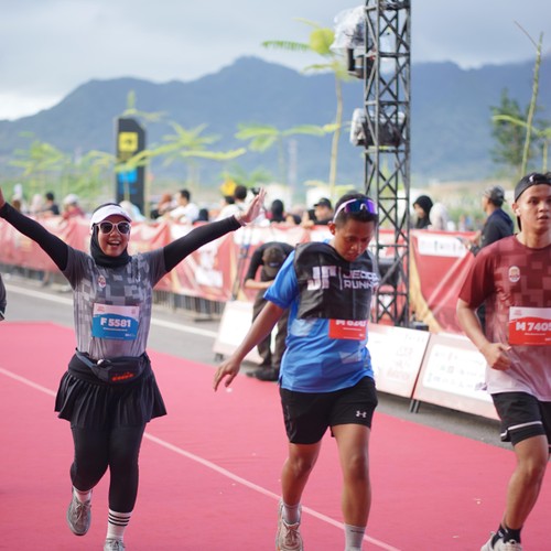 Race photo from KEDIRI HALF MARATHON 2026