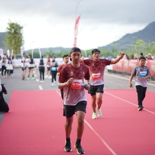 Race photo from KEDIRI HALF MARATHON 2026