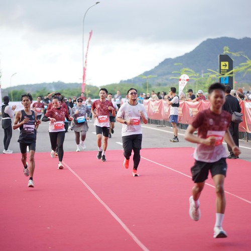 Race photo from KEDIRI HALF MARATHON 2026