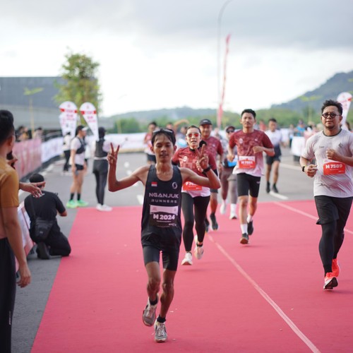 Race photo from KEDIRI HALF MARATHON 2026