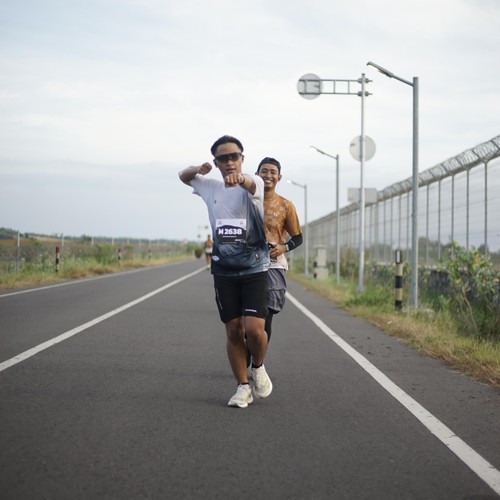 Race photo from KEDIRI HALF MARATHON 2026