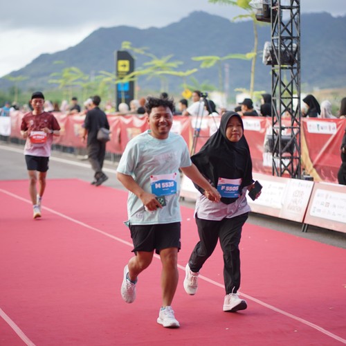 Race photo from KEDIRI HALF MARATHON 2026