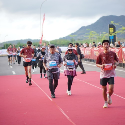 Race photo from KEDIRI HALF MARATHON 2026