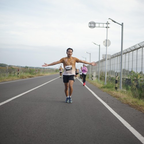 Race photo from KEDIRI HALF MARATHON 2026