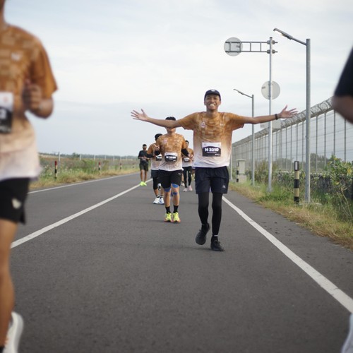 Race photo from KEDIRI HALF MARATHON 2026