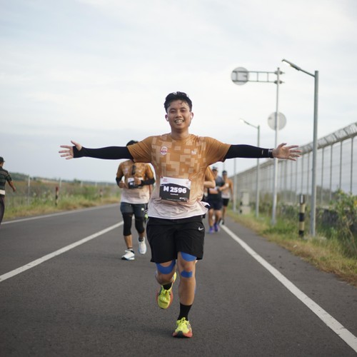 Race photo from KEDIRI HALF MARATHON 2026