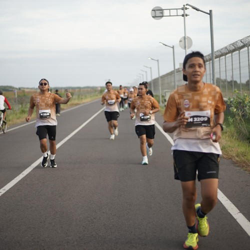 Race photo from KEDIRI HALF MARATHON 2026