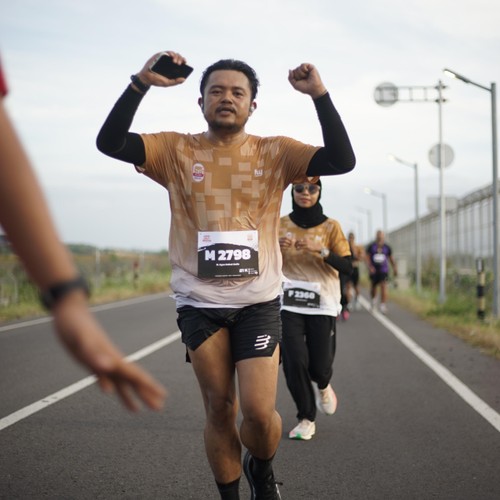 Race photo from KEDIRI HALF MARATHON 2026
