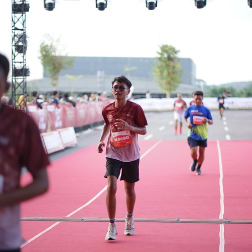Race photo from KEDIRI HALF MARATHON 2026