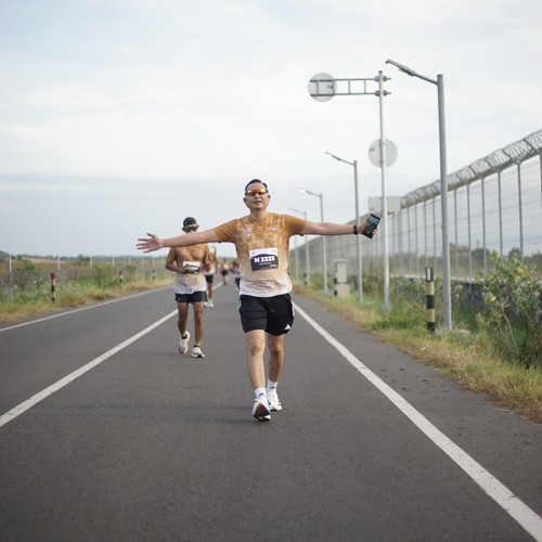 Race photo from KEDIRI HALF MARATHON 2026