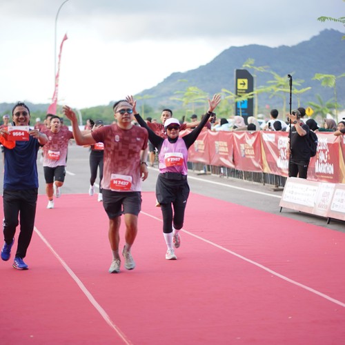 Race photo from KEDIRI HALF MARATHON 2026