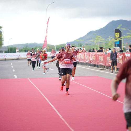 Race photo from KEDIRI HALF MARATHON 2026