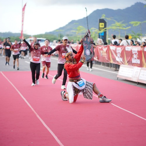 Race photo from KEDIRI HALF MARATHON 2026