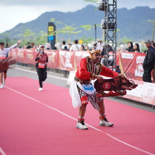 Race photo from KEDIRI HALF MARATHON 2026