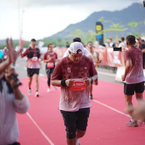 Race photo from KEDIRI HALF MARATHON 2026