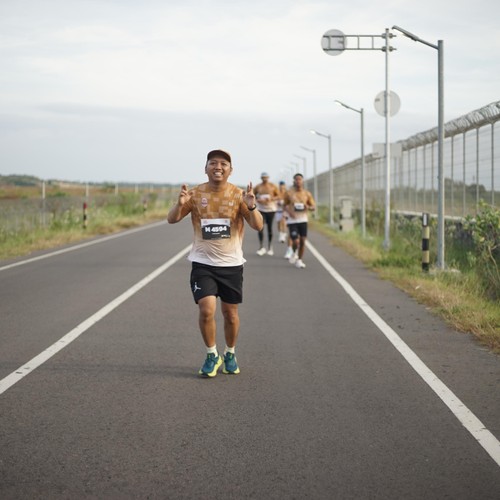 Race photo from KEDIRI HALF MARATHON 2026