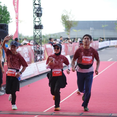 Race photo from KEDIRI HALF MARATHON 2026