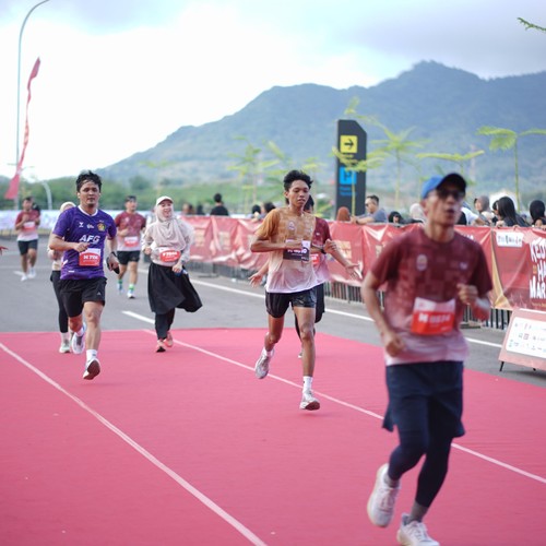 Race photo from KEDIRI HALF MARATHON 2026