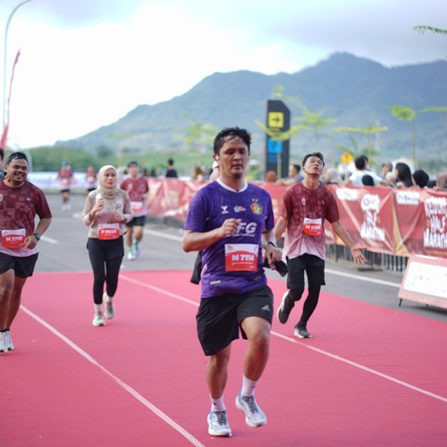 Race photo from KEDIRI HALF MARATHON 2026